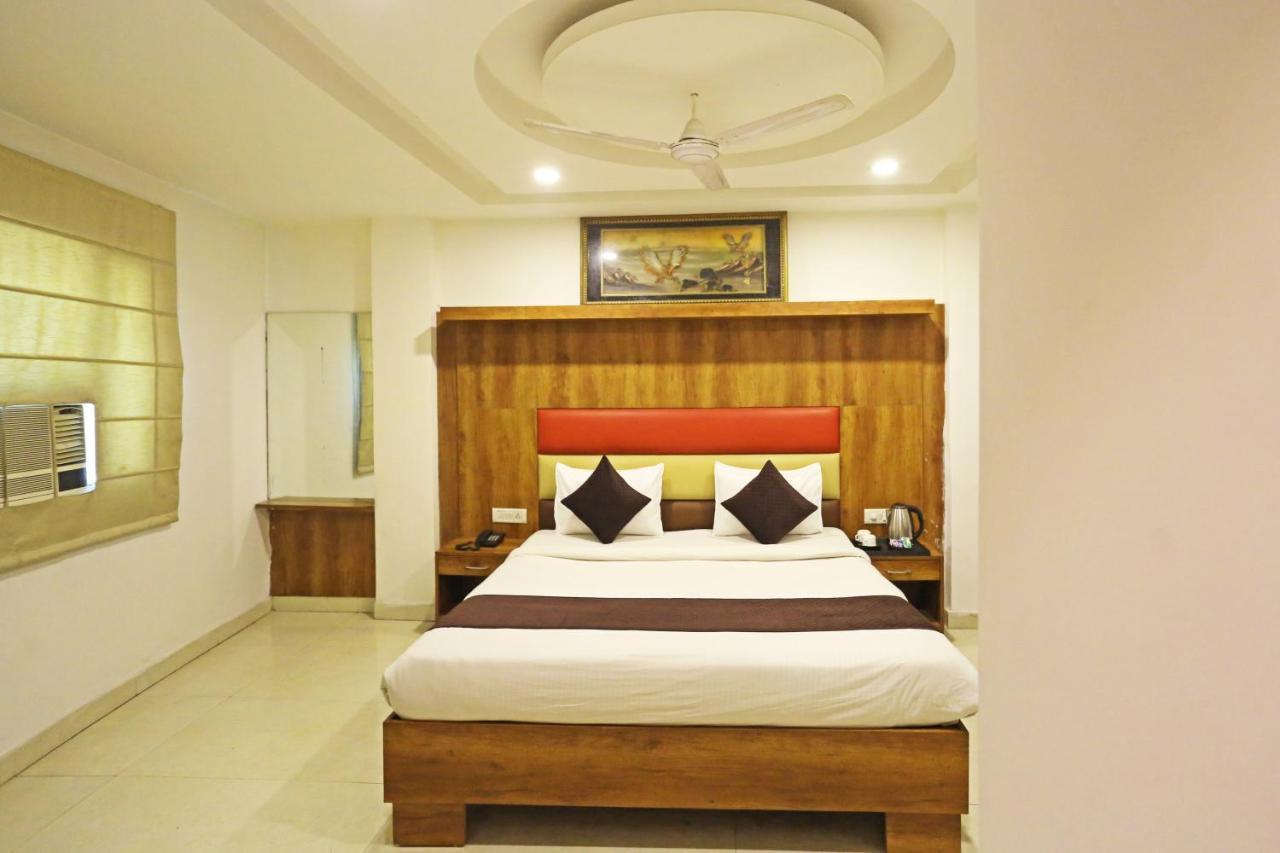Hotel Sm Suits Near Delhi Airport-Unit By Grand Urban Luxury 新德里 外观 照片