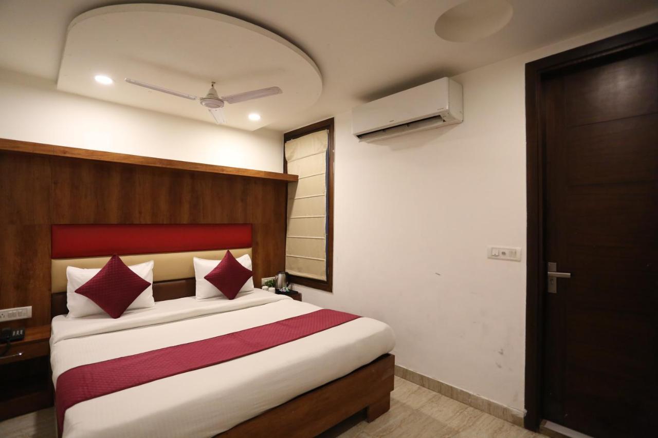 Hotel Sm Suits Near Delhi Airport-Unit By Grand Urban Luxury 新德里 外观 照片