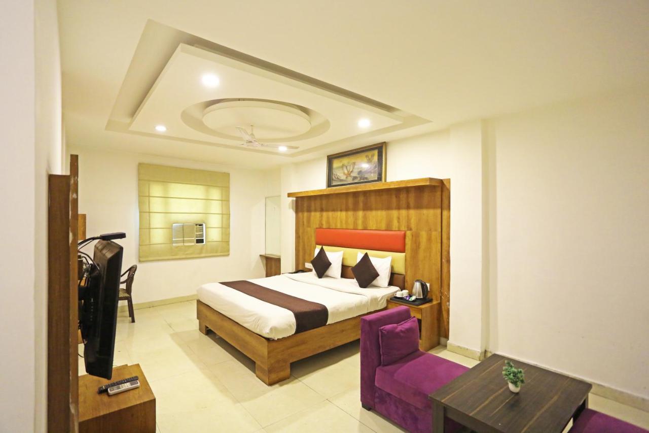 Hotel Sm Suits Near Delhi Airport-Unit By Grand Urban Luxury 新德里 外观 照片